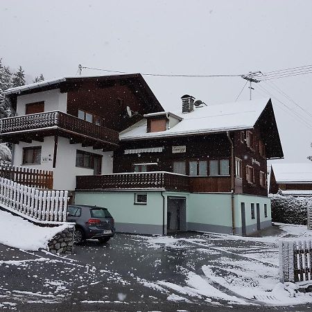Haus Tannegg Bed & Breakfast Pettneu am Arlberg Bagian luar foto
